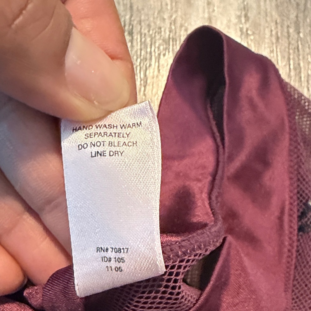 Victoria's Secret Burgundy and Black Lace Panties - Picture 5 of 10